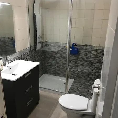 Rosmary Daire Puerto de la Cruz (Tenerife)